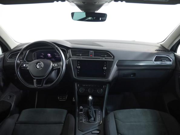 Volkswagen Tiguan II с пробегом 2019 года, цена 1 949 000 рублей, 150085 км, внедорожник, Автокод Объявления