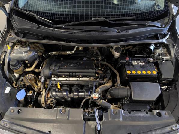 Hyundai Solaris I Рестайлинг с пробегом 2014 года, цена 615 000 рублей, 238780 км, седан, Автокод Объявления