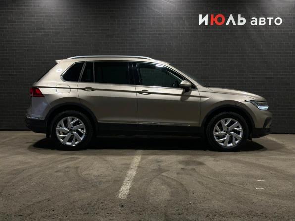 Volkswagen Tiguan II Рестайлинг с пробегом 2021 года, цена 3 350 000 рублей, 145519 км, внедорожник, Автокод Объявления