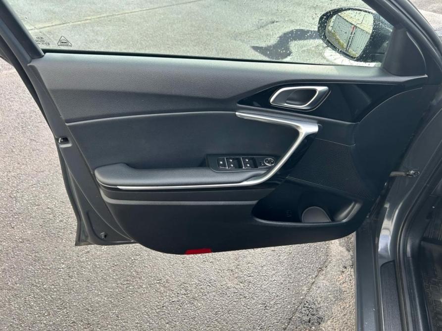 Kia Ceed III Санкт-Петербург  - изображение 9