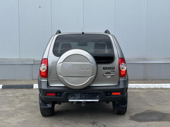 Chevrolet Niva I Рестайлинг с пробегом 2017 года, цена 836 000 рублей, 65208 км, внедорожник, Автокод Объявления