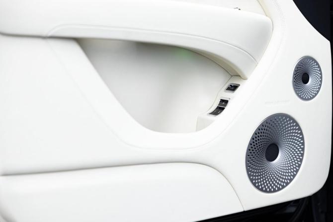 Новый Bentley Bentayga I Рестайлинг 2025 года, цена 47 555 100 рублей, внедорожник, Автокод Объявления