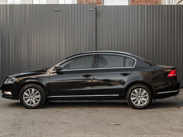 Volkswagen Passat B7 с пробегом 2012 года, цена 1 050 000 рублей, 229783 км, седан, Автокод Объявления