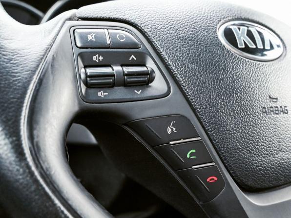Kia Ceed II с пробегом 2015 года, цена 1 345 000 рублей, 142000 км, хэтчбек, Автокод Объявления