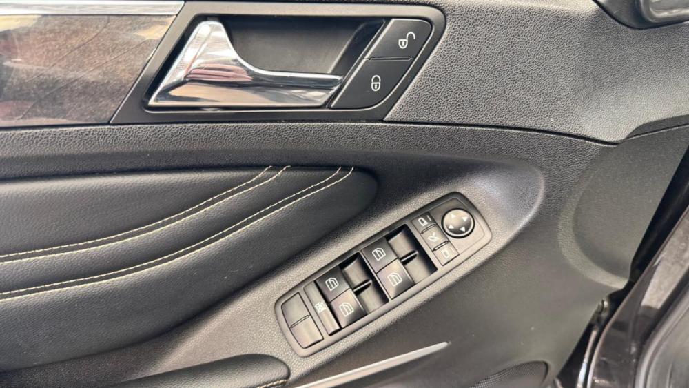Mercedes-Benz M-Класс II (W164) Рестайлинг Киров  - изображение 8