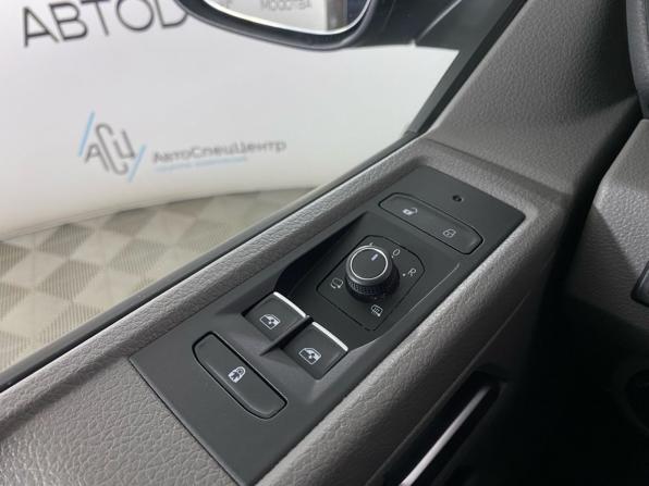 Volkswagen Caravelle T6 Рестайлинг с пробегом 2021 года, цена 7 497 000 рублей, 15959 км, минивэн, Автокод Объявления