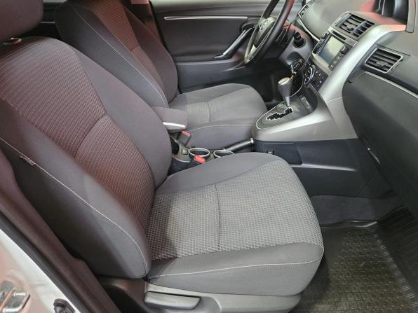 Toyota Verso I Рестайлинг с пробегом 2014 года, цена 1 349 000 рублей, 184182 км, компактвэн, Автокод Объявления