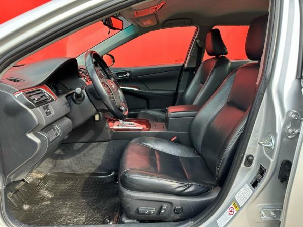 Toyota Camry VII (XV50) с пробегом 2013 года, цена 1 550 000 рублей, 137600 км, седан, Автокод Объявления