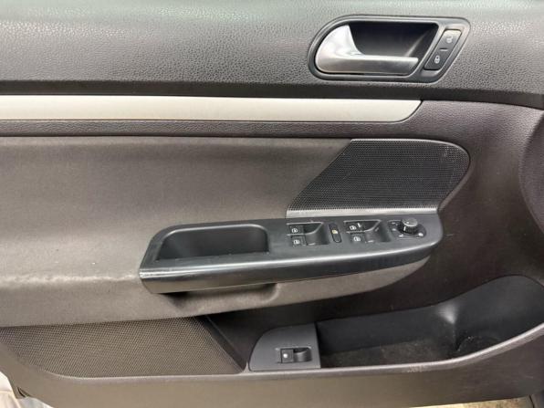 Volkswagen Jetta V с пробегом 2010 года, цена 627 270 рублей, 233500 км, седан, Автокод Объявления