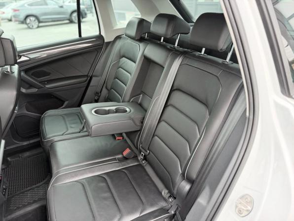 Volkswagen Tiguan II с пробегом 2018 года, цена 2 550 000 рублей, 143000 км, внедорожник, Автокод Объявления