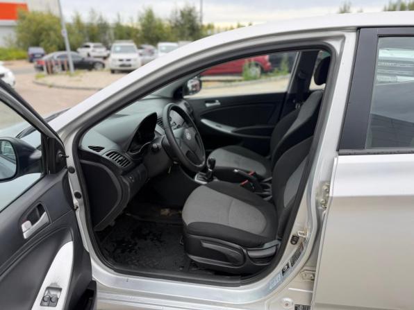 Hyundai Solaris I с пробегом 2011 года, цена 720 000 рублей, 158723 км, хэтчбек, Автокод Объявления