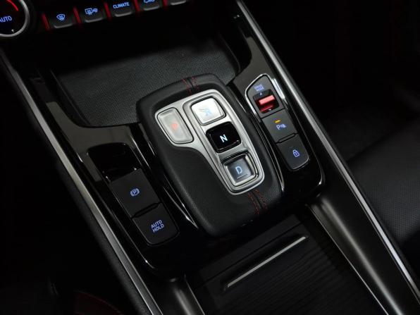 Hyundai Lafesta I Рестайлинг с пробегом 2023 года, цена 2 750 000 рублей, 5655 км, седан, Автокод Объявления
