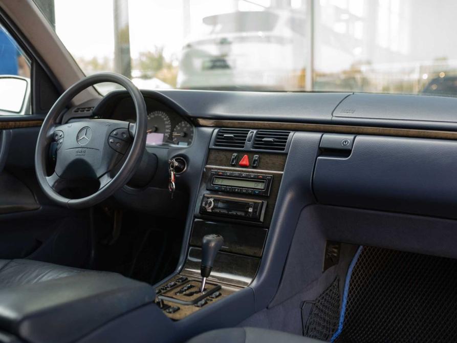 Mercedes-Benz E-Класс II (W210 S210) Новосибирск  - изображение 10
