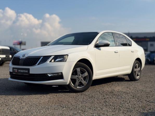 Skoda Octavia III (A7) Рестайлинг с пробегом 2019 года, цена 1 345 000 рублей, 219632 км, лифтбек, Автокод Объявления