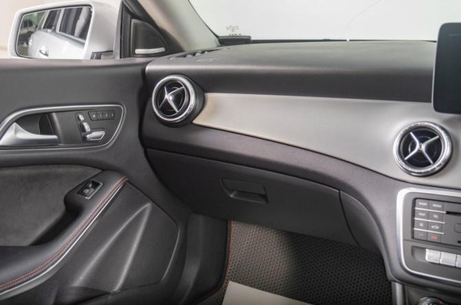 Mercedes-Benz CLA I (C117 X117) Рестайлинг с пробегом 2018 года, цена 1 649 000 рублей, 132000 км, универсал, Автокод Объявления