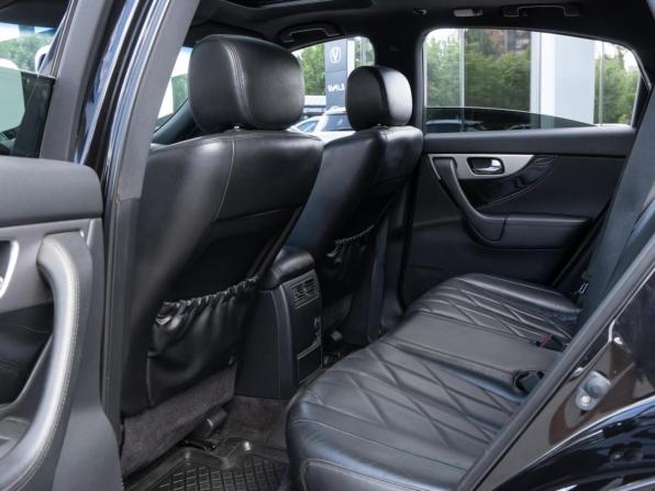 Infiniti FX II (S51) Рестайлинг с пробегом 2013 года, цена 1 699 000 рублей, 157233 км, внедорожник, Автокод Объявления