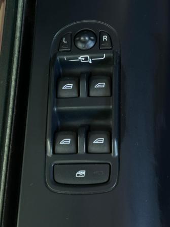 Land Rover Freelander II Рестайлинг 2 с пробегом 2014 года, цена 1 657 000 рублей, 219315 км, внедорожник, Автокод Объявления