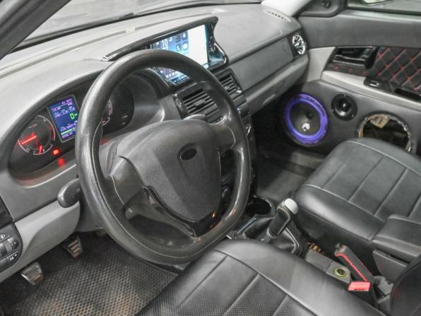Lada (ВАЗ) Priora I с пробегом 2010 года, цена 300 000 рублей, 210000 км, седан, Автокод Объявления