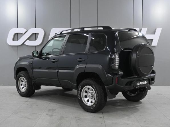 Lada (ВАЗ) Niva Travel I с пробегом 2023 года, цена 1 030 000 рублей, 71812 км, внедорожник, Автокод Объявления