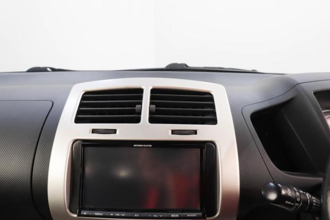 Toyota Ist II с пробегом 2009 года, цена 849 000 рублей, 152000 км, хэтчбек, Автокод Объявления