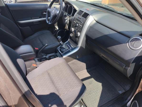 Suzuki Grand Vitara II Рестайлинг 2 с пробегом 2013 года, цена 950 000 рублей, 305671 км, внедорожник, Автокод Объявления