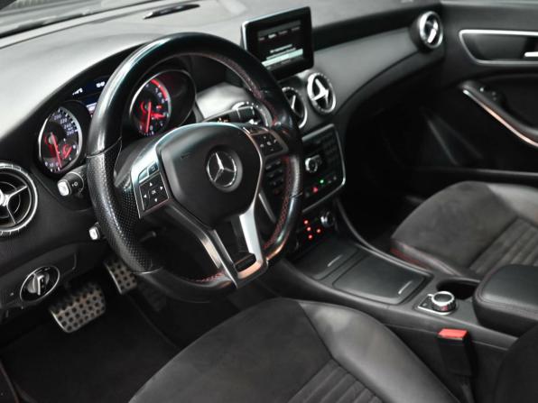 Mercedes-Benz CLA I (C117 X117) с пробегом 2013 года, цена 1 720 000 рублей, 190808 км, седан, Автокод Объявления