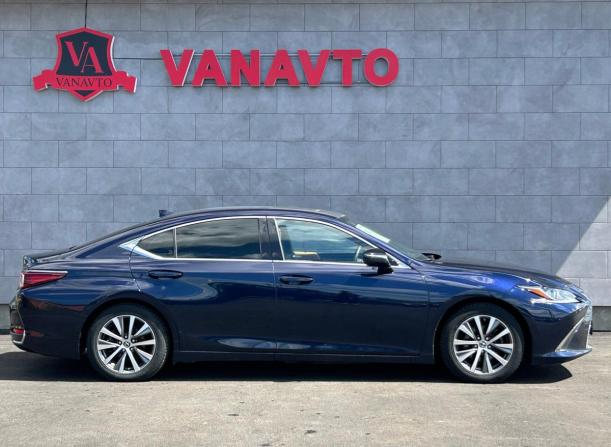 Lexus ES VII с пробегом 2018 года, цена 3 650 000 рублей, 96600 км, седан, Автокод Объявления
