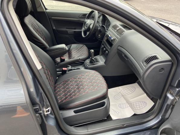 Skoda Octavia II (A5) Рестайлинг с пробегом 2010 года, цена 548 000 рублей, 295733 км, лифтбек, Автокод Объявления