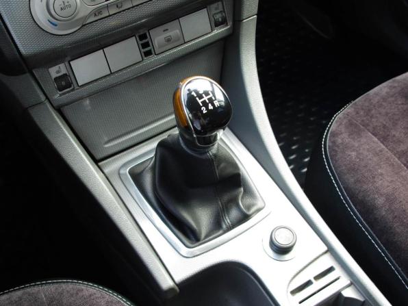 Ford Focus II Рестайлинг с пробегом 2011 года, цена 559 000 рублей, 515000 км, седан, Автокод Объявления