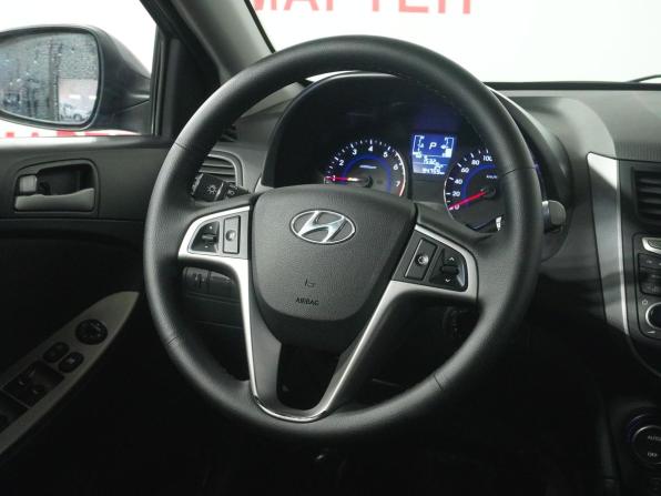 Hyundai Solaris I Рестайлинг с пробегом 2015 года, цена 1 125 000 рублей, 94759 км, седан, Автокод Объявления