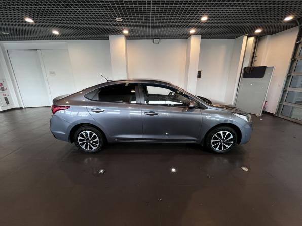 Hyundai Solaris II с пробегом 2018 года, цена 1 254 000 рублей, 138926 км, седан, Автокод Объявления