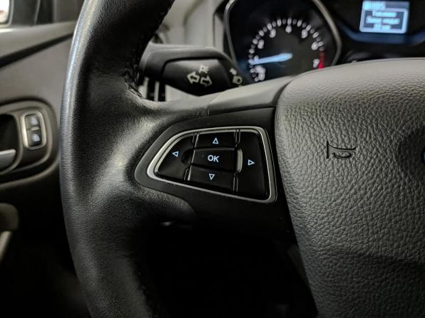 Ford Focus III Рестайлинг с пробегом 2018 года, цена 1 190 000 рублей, 56782 км, седан, Автокод Объявления