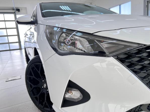 Hyundai Solaris II Рестайлинг с пробегом 2021 года, цена 1 550 000 рублей, 94677 км, седан, Автокод Объявления