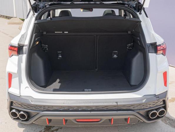 Geely Coolray I Рестайлинг с пробегом 2024 года, цена 2 294 000 рублей, 9480 км, внедорожник, Автокод Объявления