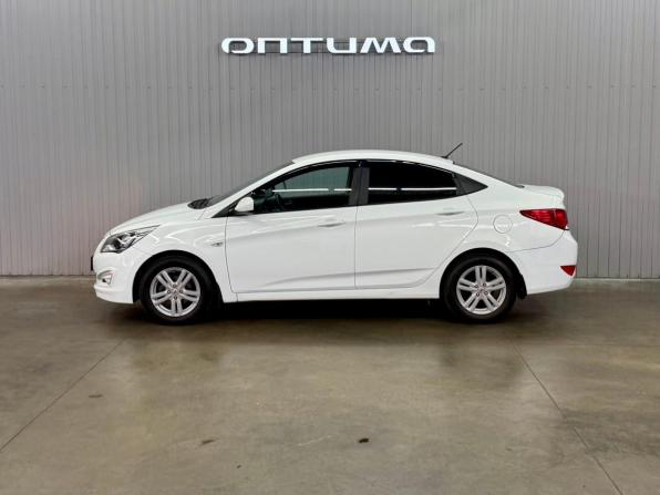Hyundai Solaris I Рестайлинг с пробегом 2016 года, цена 837 000 рублей, 108960 км, седан, Автокод Объявления