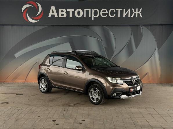 Renault Sandero II Рестайлинг с пробегом 2020 года, цена 1 097 000 рублей, 50300 км, хэтчбек, Автокод Объявления