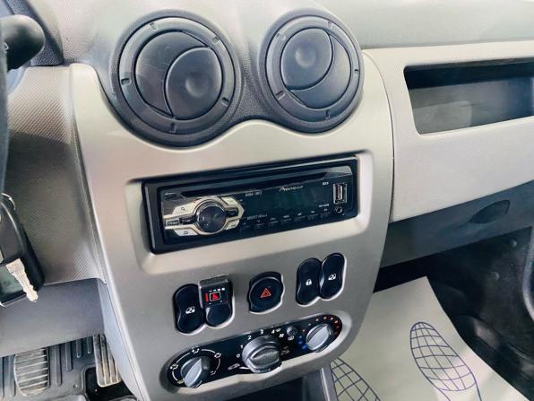 Renault Sandero I с пробегом 2012 года, цена 550 000 рублей, 235000 км, хэтчбек, Автокод Объявления