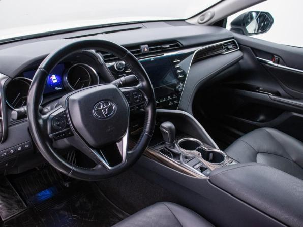Toyota Camry VIII (XV70) с пробегом 2018 года, цена 2 820 000 рублей, 87000 км, седан, Автокод Объявления