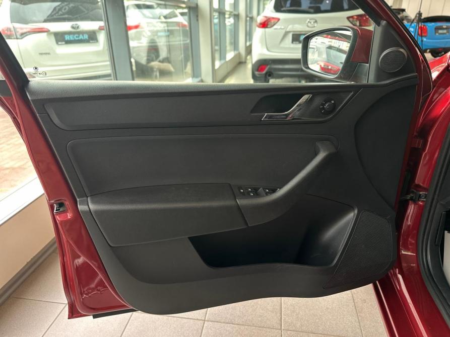 Skoda Rapid I Санкт-Петербург  - изображение 11