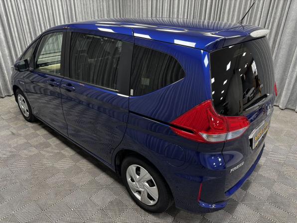 Honda Freed II с пробегом 2018 года, цена 1 600 000 рублей, 157574 км, компактвэн, Автокод Объявления