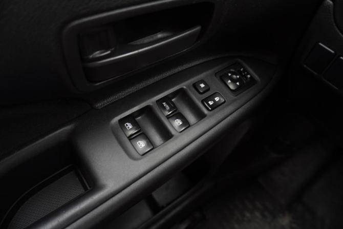 Mitsubishi Outlander III Рестайлинг 2 с пробегом 2017 года, цена 1 985 000 рублей, 72248 км, внедорожник, Автокод Объявления