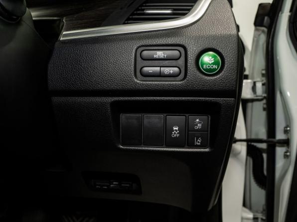 Honda Jade I с пробегом 2015 года, цена 1 330 000 рублей, 171900 км, компактвэн, Автокод Объявления
