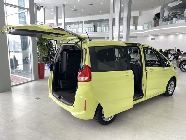 Honda Freed II с пробегом 2017 года, цена 1 575 000 рублей, 82519 км, компактвэн, Автокод Объявления