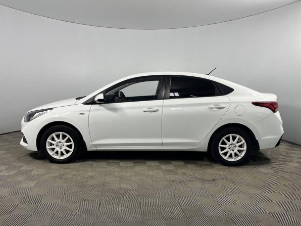 Hyundai Solaris II с пробегом 2018 года, цена 1 350 000 рублей, 103243 км, седан, Автокод Объявления