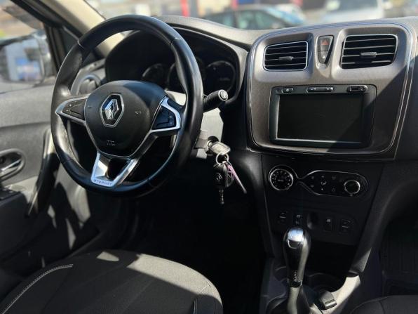 Renault Logan II Рестайлинг с пробегом 2019 года, цена 1 050 000 рублей, 115281 км, седан, Автокод Объявления