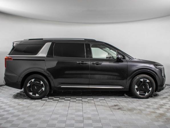 Kia Carnival IV Рестайлинг с пробегом 2025 года, цена 5 593 500 рублей, 3120 км, минивэн, Автокод Объявления