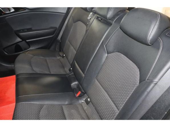 Kia Ceed III с пробегом 2018 года, цена 1 299 000 рублей, 258715 км, хэтчбек, Автокод Объявления