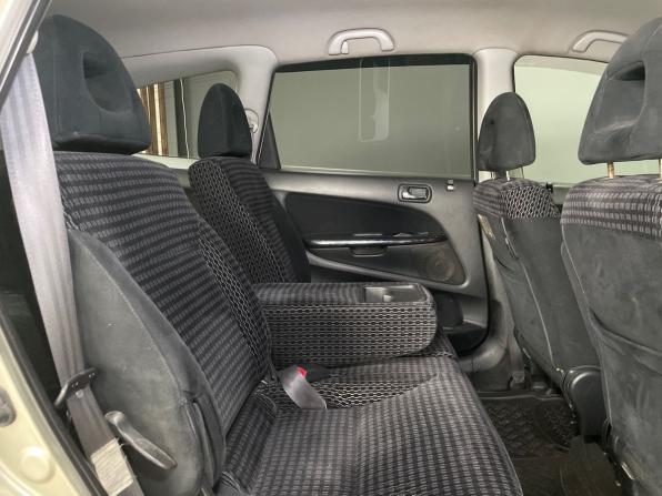 Honda Stream I с пробегом 2003 года, цена 599 000 рублей, 276902 км, компактвэн, Автокод Объявления