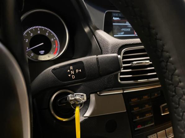 Mercedes-Benz E-Класс IV (W212 S212 C207) Рестайлинг с пробегом 2013 года, цена 1 730 000 рублей, 232807 км, купе, Автокод Объявления