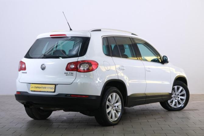 Volkswagen Tiguan I с пробегом 2011 года, цена 999 000 рублей, 251700 км, внедорожник, Автокод Объявления